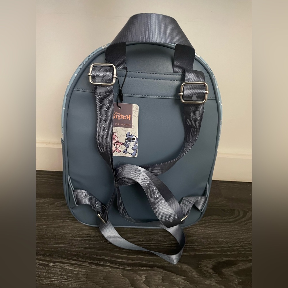 NWT Lilo and stitch weekender bag and stitch backpack, and phone crossbody bag - Picture 7 of 8